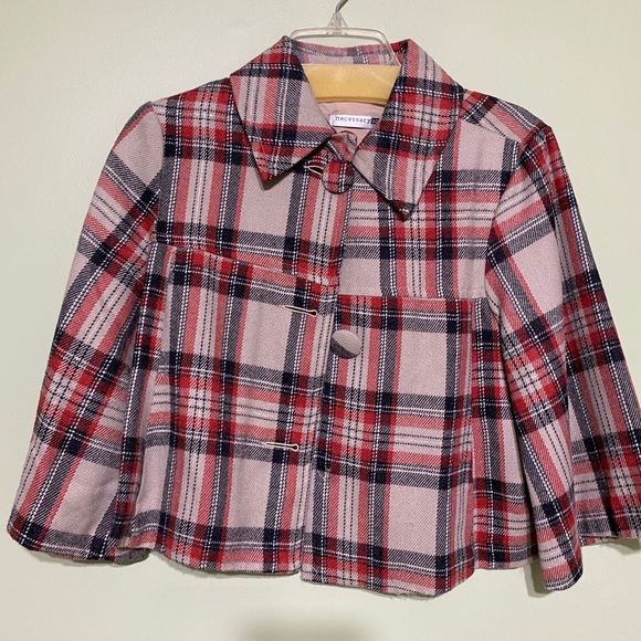 Top - Picture 2 of 2